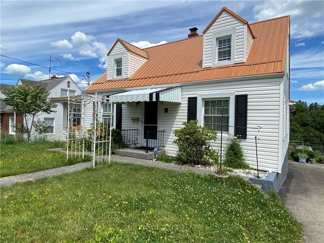 11 Washington Dr, Monessen, PA 15062