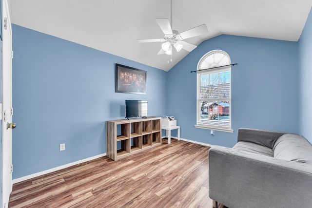 424 N Century Place, Republic, MO 65738