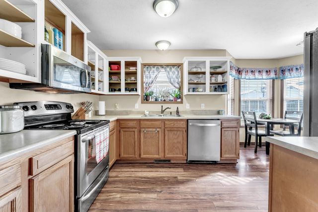 424 N Century Place, Republic, MO 65738