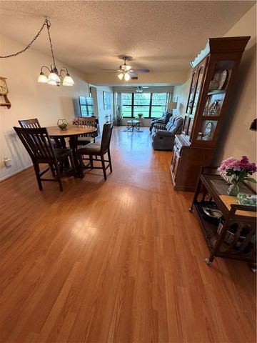 46 Plantation Drive 101, Vero Beach, FL 32966
