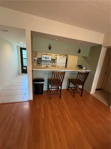 46 Plantation Drive 101, Vero Beach, FL 32966