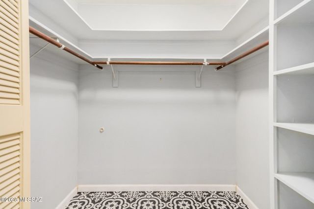 418 N Dodge Boulevard, Tucson, AZ 85716