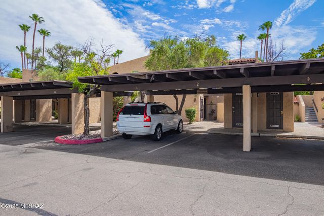 418 N Dodge Boulevard, Tucson, AZ 85716