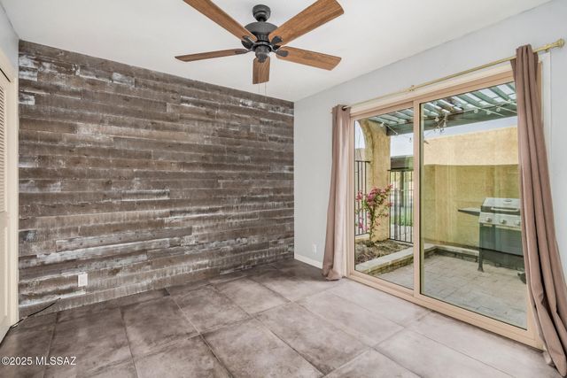 418 N Dodge Boulevard, Tucson, AZ 85716