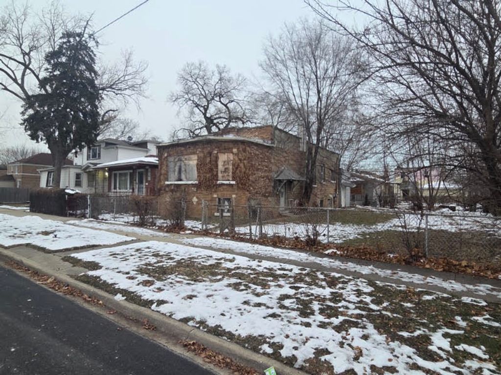 9217 S Perry Avenue, Chicago, IL 60628 — exterior