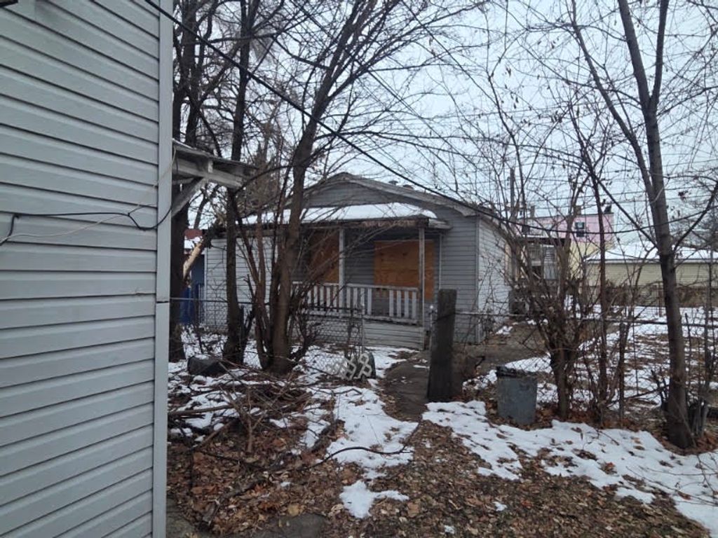 9217 S Perry Avenue, Chicago, IL 60628 — photo 2