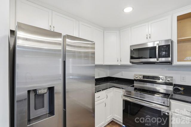 704 W Border Street, Dallas, NC 28034