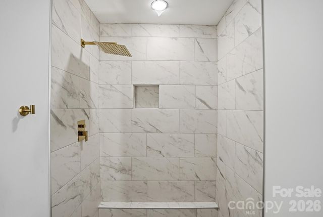 704 W Border Street, Dallas, NC 28034