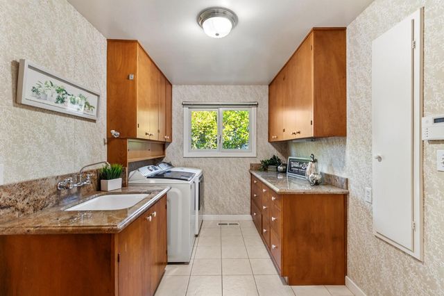 3400 Norwich Ln, Modesto, CA 95350