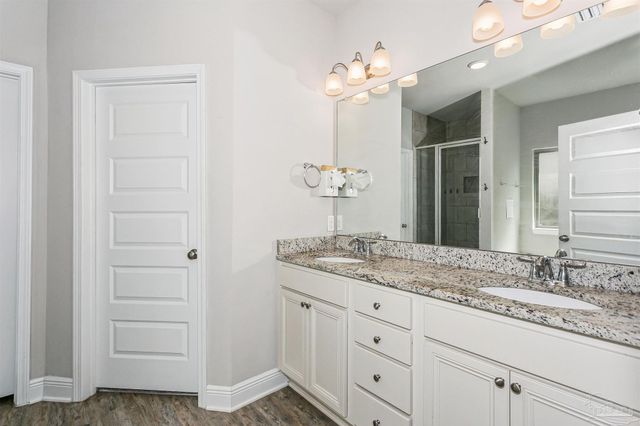 3588 Whitetail Ln, Pensacola, FL 32526