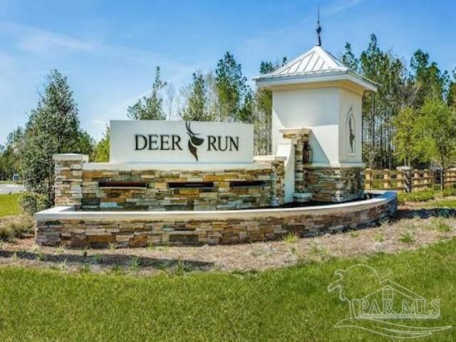 3588 Whitetail Ln, Pensacola, FL 32526