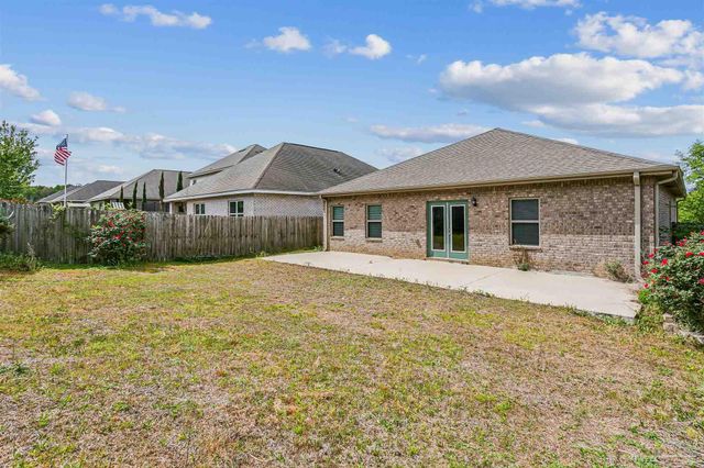 3588 Whitetail Ln, Pensacola, FL 32526