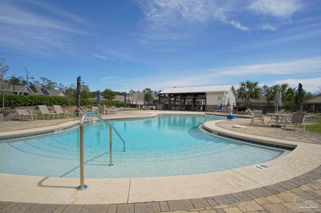 3588 Whitetail Ln, Pensacola, FL 32526