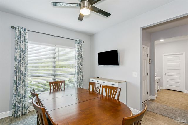 3588 Whitetail Ln, Pensacola, FL 32526