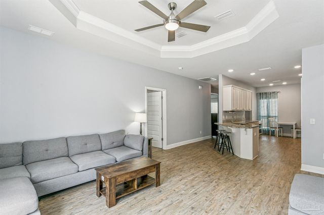 3588 Whitetail Ln, Pensacola, FL 32526