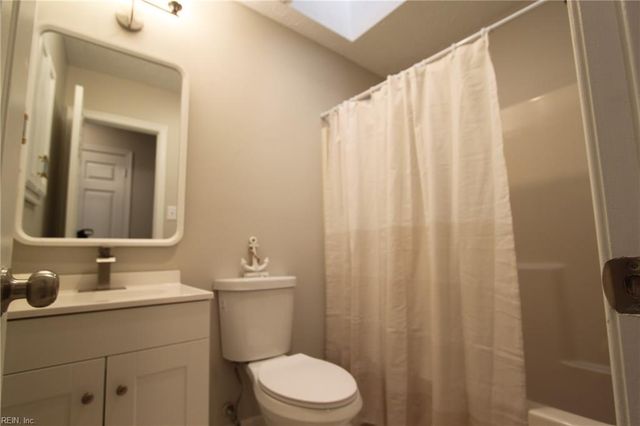 734 Gunby RD, Newport News, VA 23601