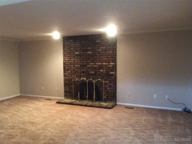 1213 NE 5th Street, Pryor, OK 74361