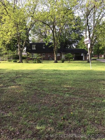 1213 NE 5th Street, Pryor, OK 74361