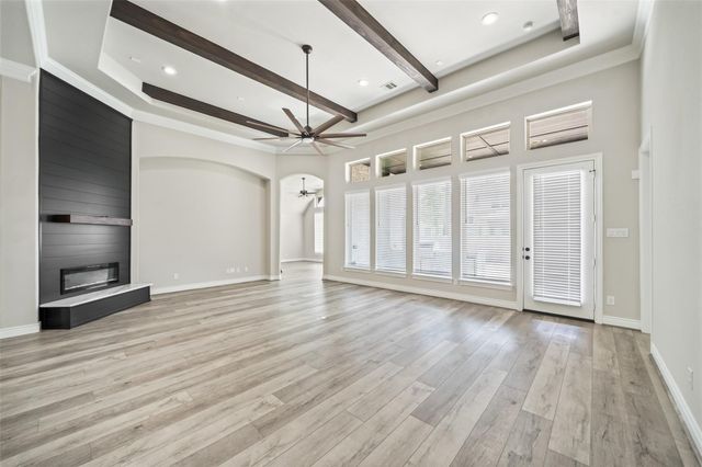 17401 Orchid Falls Lane, Conroe, TX 77302