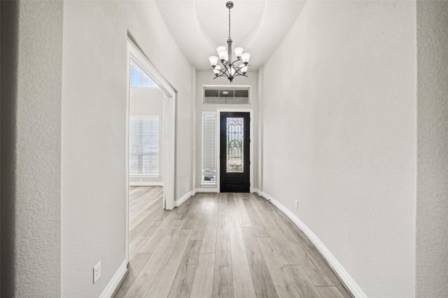 17401 Orchid Falls Lane, Conroe, TX 77302