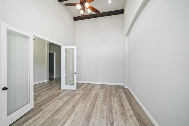 17401 Orchid Falls Lane, Conroe, TX 77302