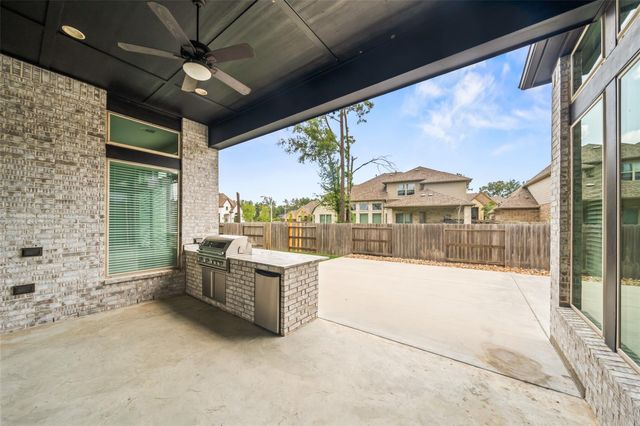 17401 Orchid Falls Lane, Conroe, TX 77302