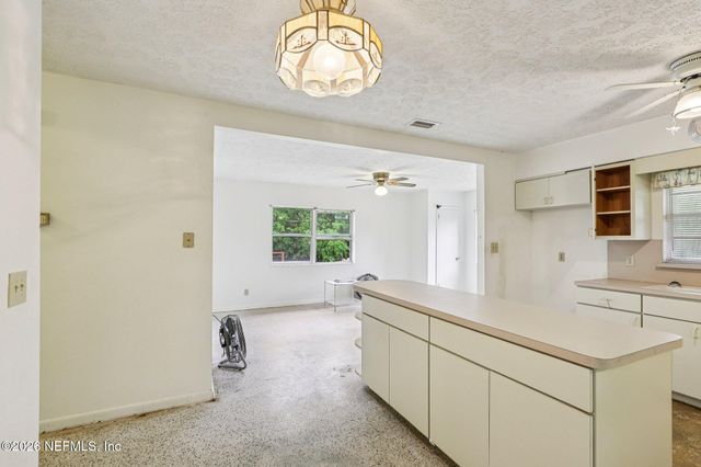 2061 AZALEA Lane, Orange Park, FL 32073