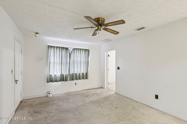 2061 AZALEA Lane, Orange Park, FL 32073