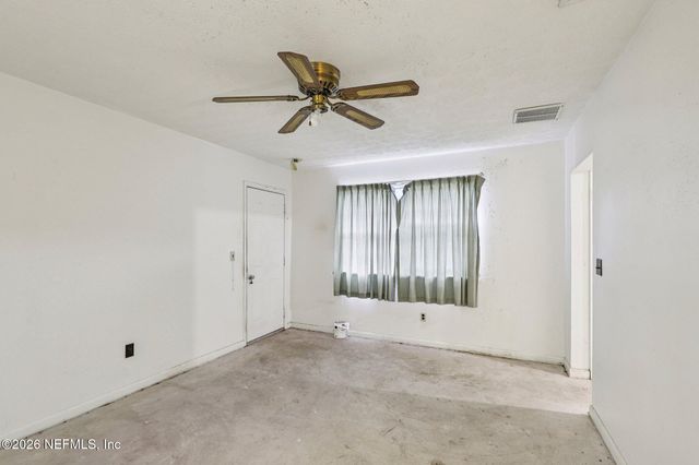 2061 AZALEA Lane, Orange Park, FL 32073