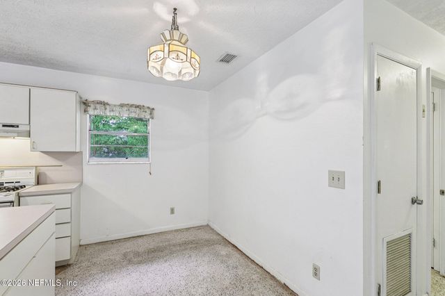 2061 AZALEA Lane, Orange Park, FL 32073