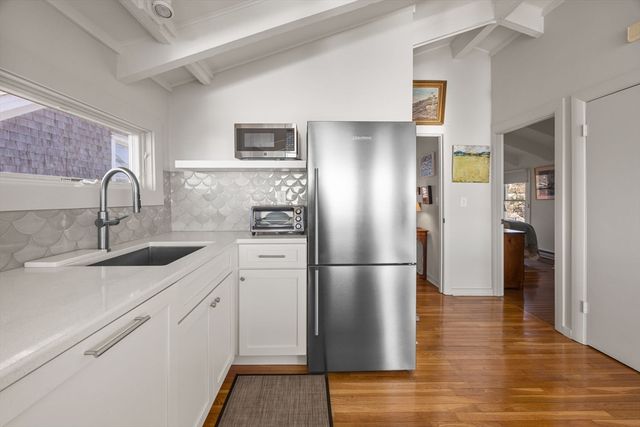 535 Commercial St 2, Provincetown, MA 02657