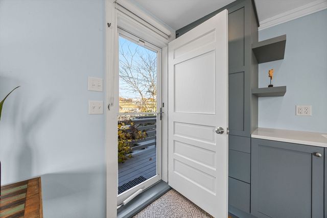 535 Commercial St 2, Provincetown, MA 02657