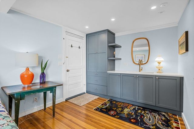 535 Commercial St 2, Provincetown, MA 02657