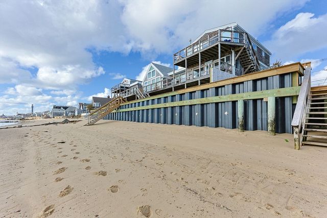 535 Commercial St 2, Provincetown, MA 02657