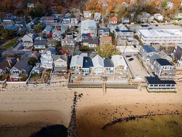 535 Commercial St 2, Provincetown, MA 02657