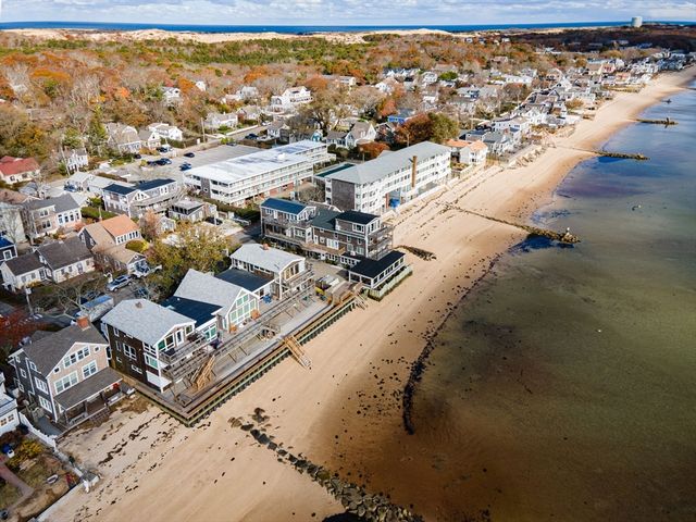 535 Commercial St 2, Provincetown, MA 02657