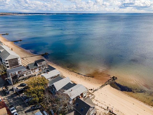 535 Commercial St 2, Provincetown, MA 02657