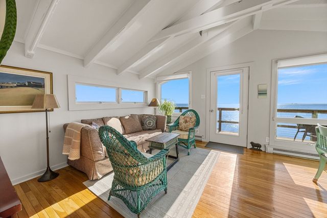 535 Commercial St 2, Provincetown, MA 02657