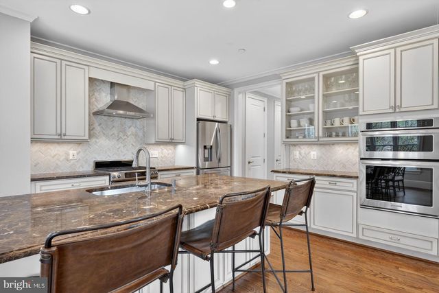 9304 EWING DR, Bethesda, MD 20817