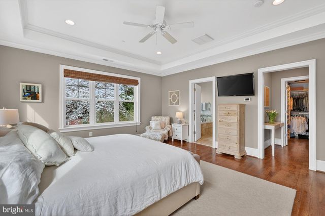 9304 EWING DR, Bethesda, MD 20817