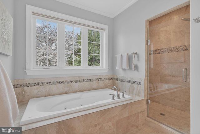 9304 EWING DR, Bethesda, MD 20817