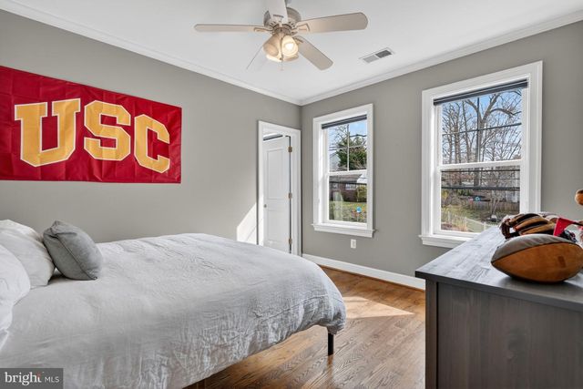 9304 EWING DR, Bethesda, MD 20817