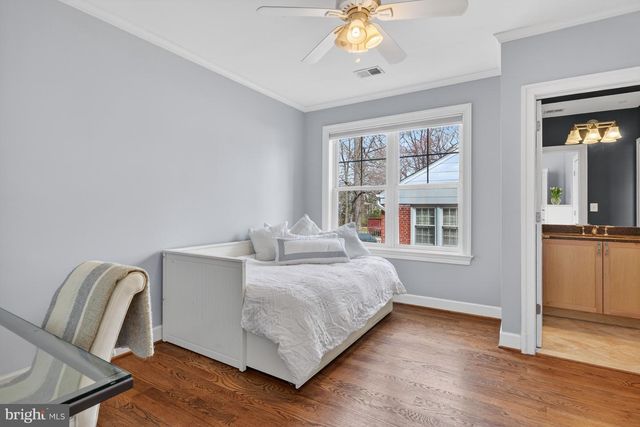 9304 EWING DR, Bethesda, MD 20817