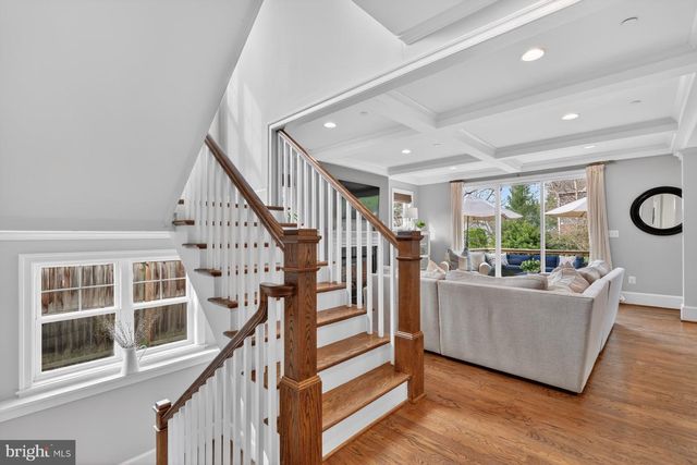 9304 EWING DR, Bethesda, MD 20817