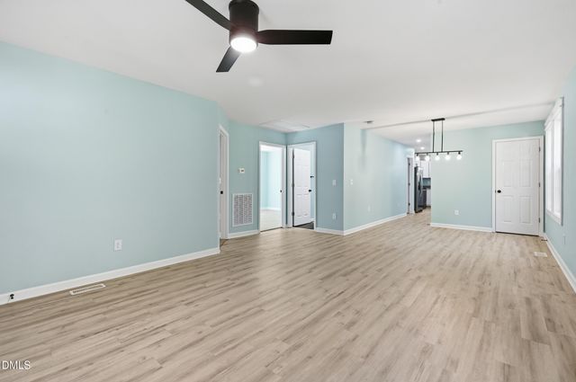 2106 Aiken Ave, Durham, NC 27704