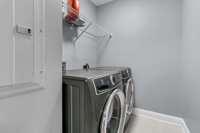 945 E Estates Boulevard D, Charleston, SC 29414