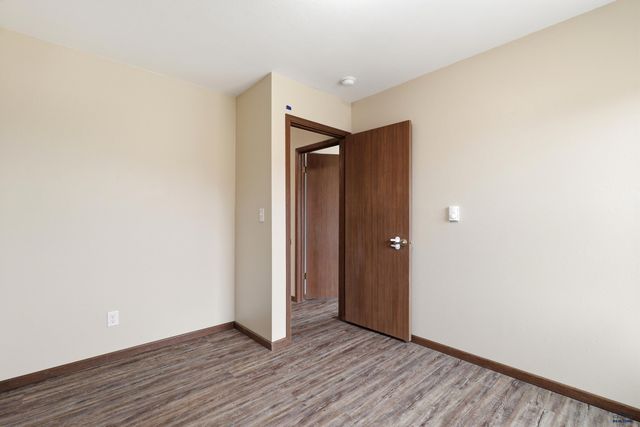 427 CITY SPRINGS LN, Rapid City, SD 57702