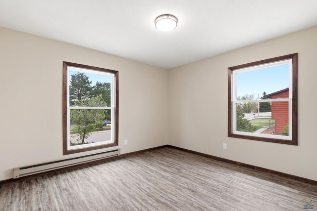 427 CITY SPRINGS LN, Rapid City, SD 57702