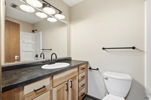 427 CITY SPRINGS LN, Rapid City, SD 57702