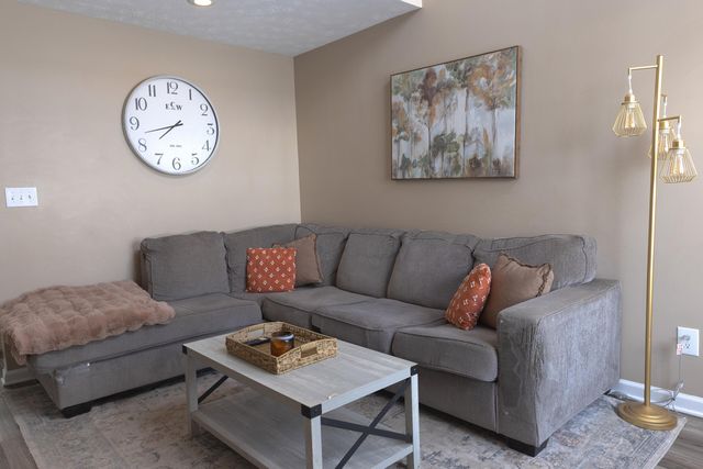 110 Hannsons Path, Georgetown, KY 40324